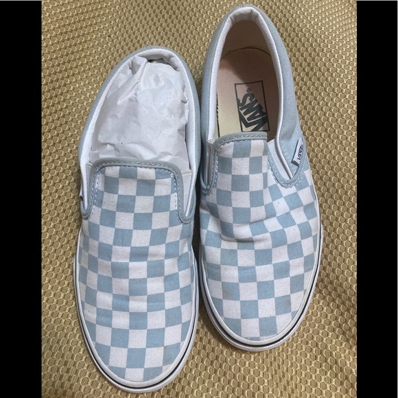 Vans Shoes - VANS “Off The Wall” Slip-On Sneakers (US Sz 6.0 Mens & US Sz 7.5 Women’s)